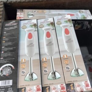 • Hand Blender