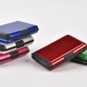 محفظة مزودة بباور بانك