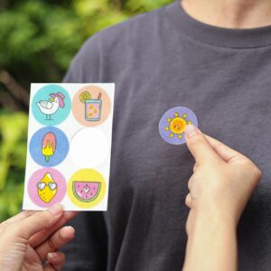 عرض 2 قطعه من لاصق طرد الناموس و الحشرات للاطفال