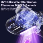مكنسة كهربائية لاسلكية 4 في 1 مع تقنية UV-C في يد شخص أثناء التنظيف