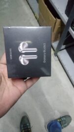 كابل شحن Type-C لسماعة سامسونج جالاكسي بودس 3 الفضي