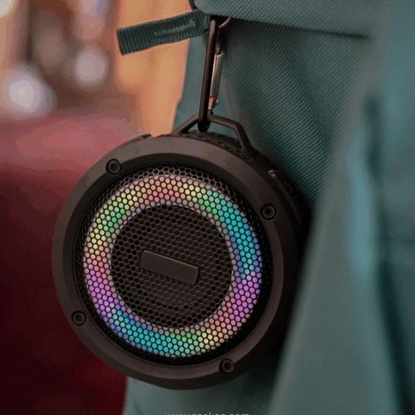 • سماعات بلوتوث مقاومة للماء ملونة